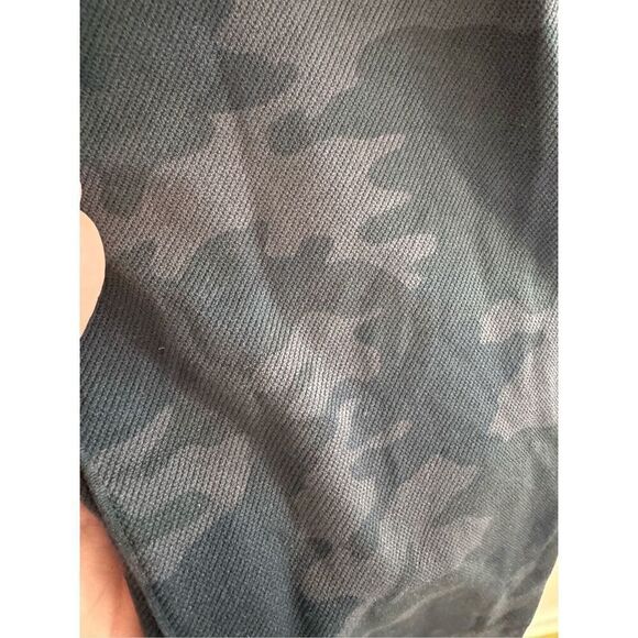 SPANX Ecoa are Seamless Black Camo Leggings, Women’s Small - Picture 8 of 9